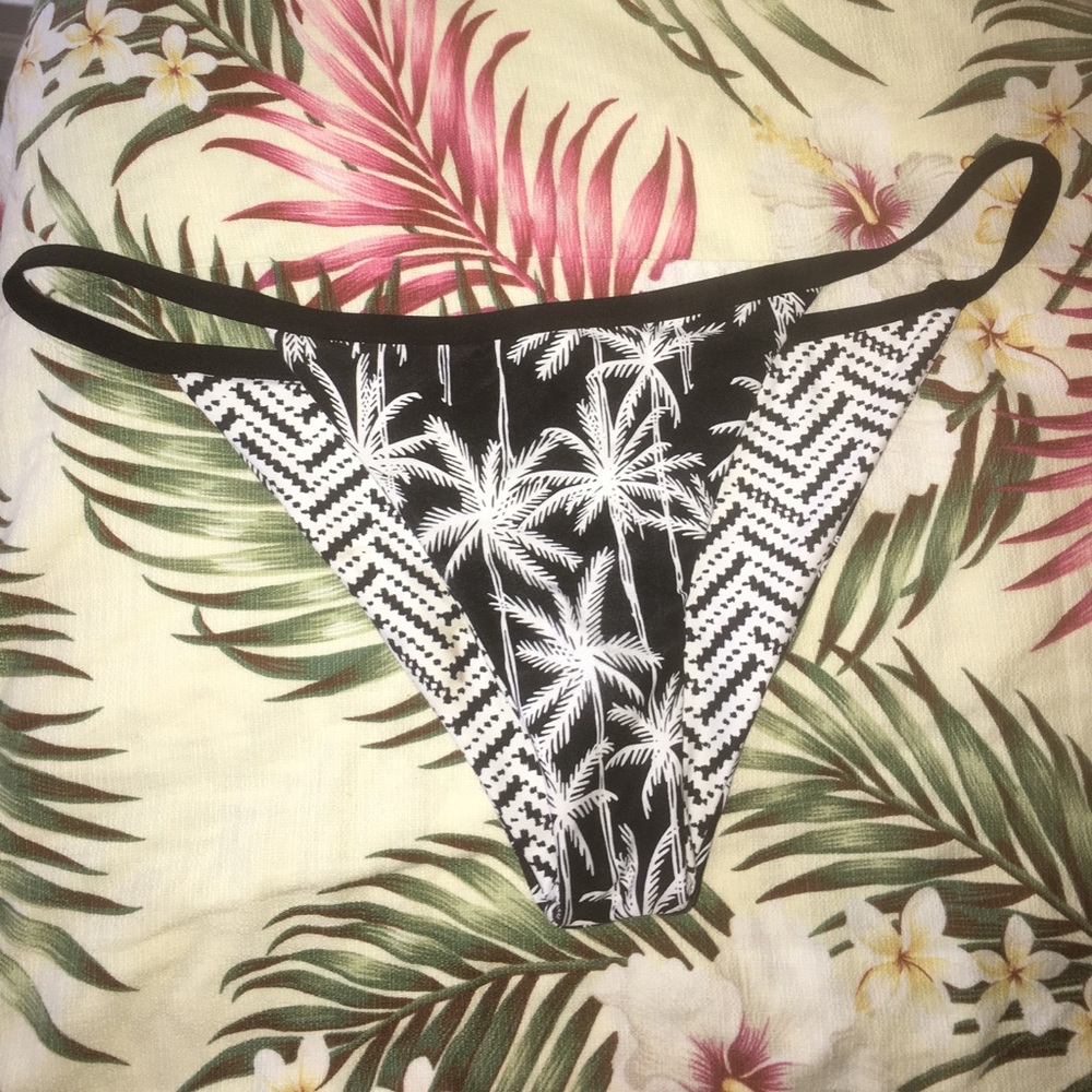 Skimpy reversible